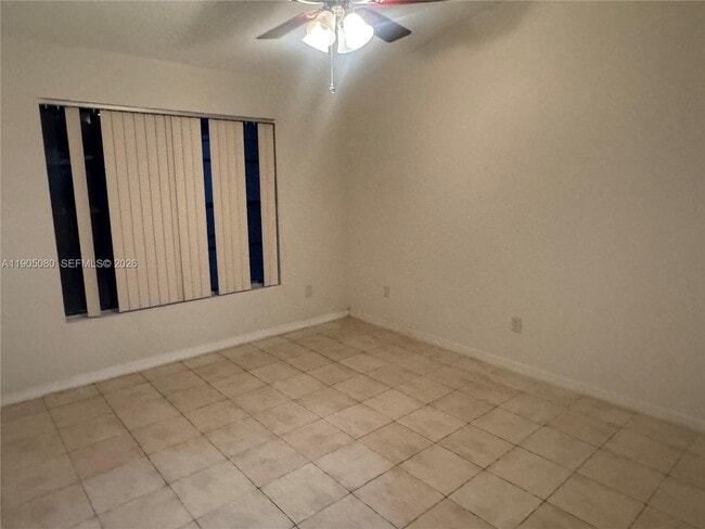 Foto del edificio - 4855 SW 152nd Ct