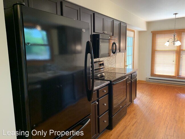 Foto del edificio - 2 br, 2 bath House - 943 Crestwood Drive