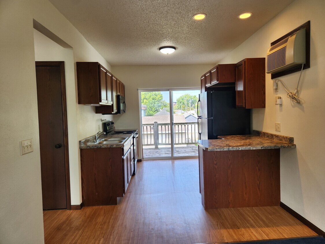 Foto principal - 1620 West Ave S