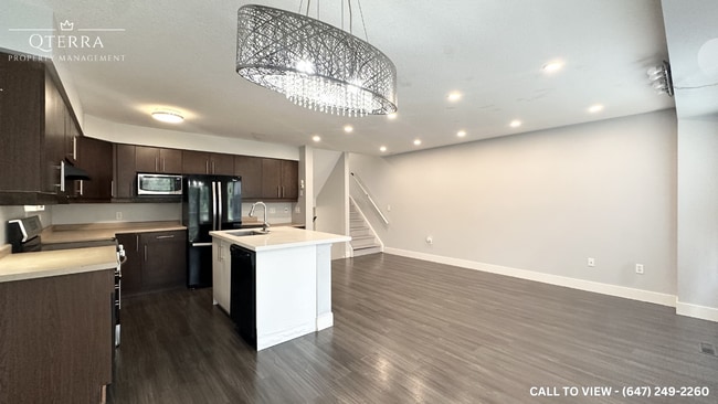 Building Photo - 1290 Savannah Dr