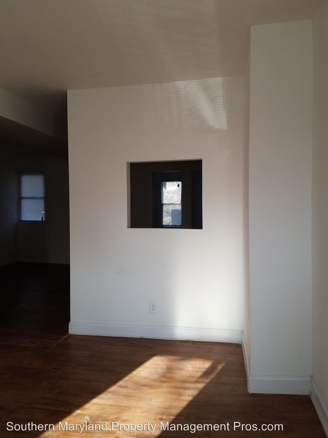 Building Photo - 4 br, 2 bath House - 3809 Reisterstown Road