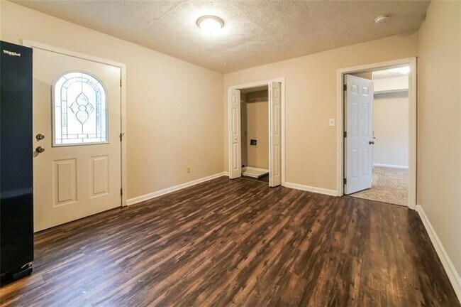 Foto del edificio - 1408 Sycamore Dr NW