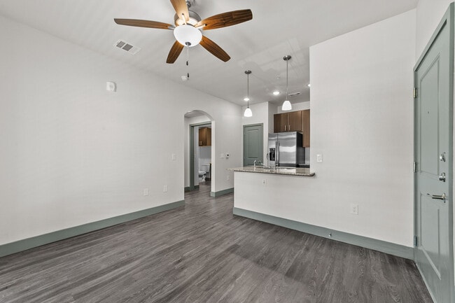 Building Photo - Cross Timbers Apartments