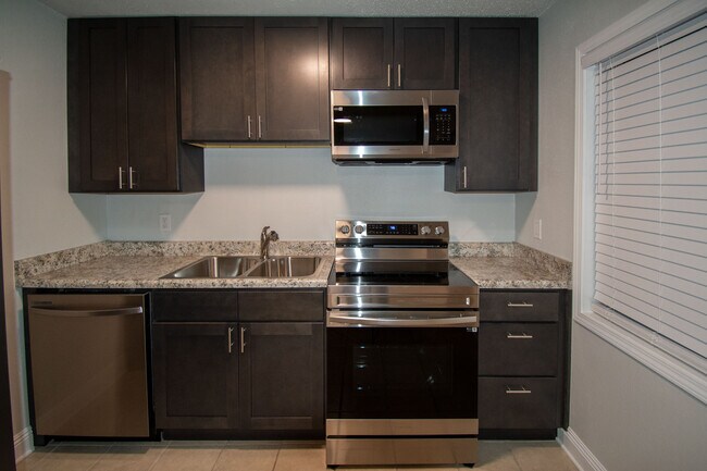 Foto del edificio - 5094 J E L Drive