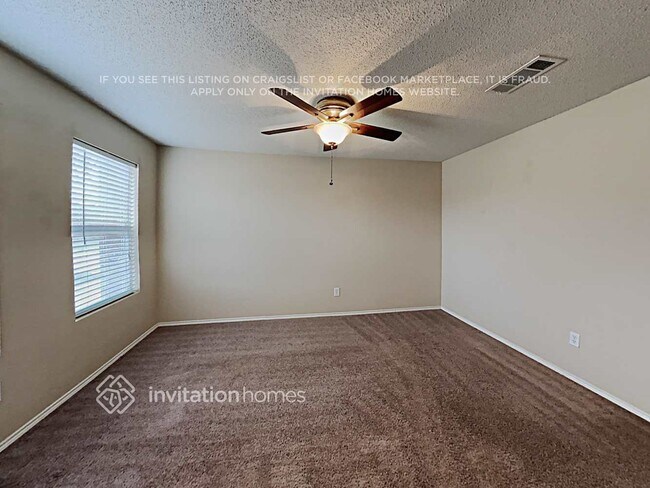 Foto del edificio - 4512 Ashbury Ln