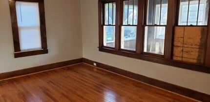 Building Photo - 38 N Shirley St