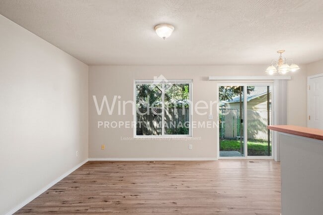 Building Photo - 114 N Bowdish Rd