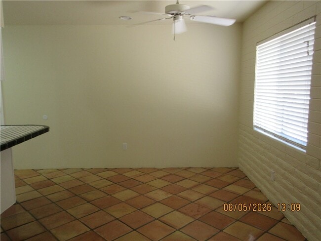 Building Photo - 2124 Motor Ave