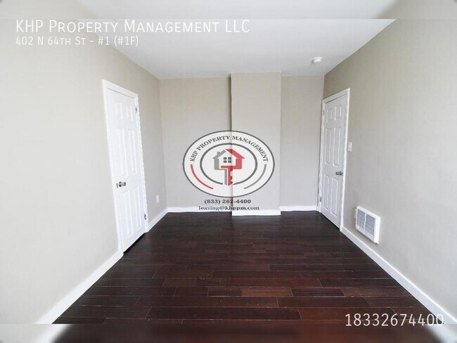Building Photo - ONE MONTH FREE RENT! Newly Rehabbed 1 Bedr...
