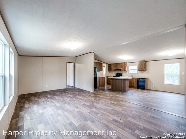 Building Photo - 4 br, 2 bath House - 616 PR 1505