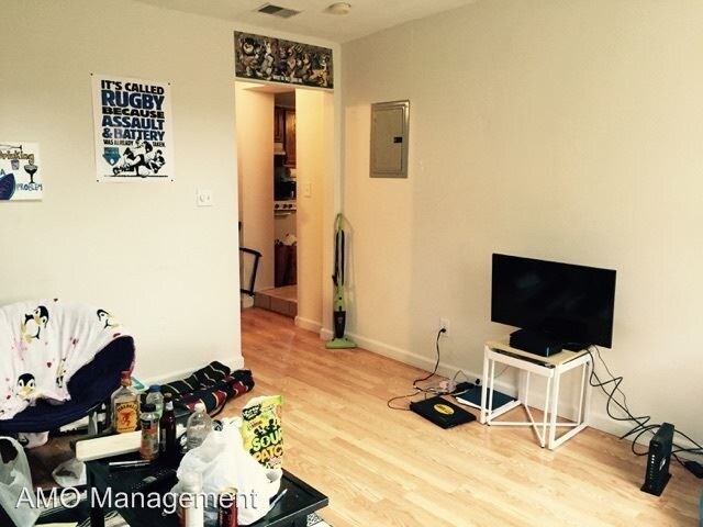 Building Photo - 3 br, 1 bath Apartment - 415 Mckee Place