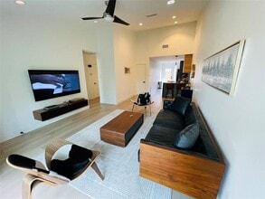 Building Photo - 13704 Flagstone Ln
