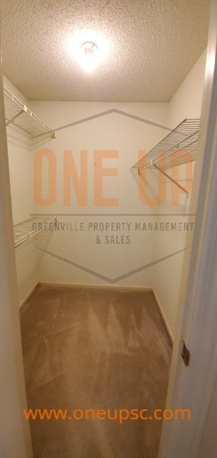 Building Photo - $1000 off your second month's rent!