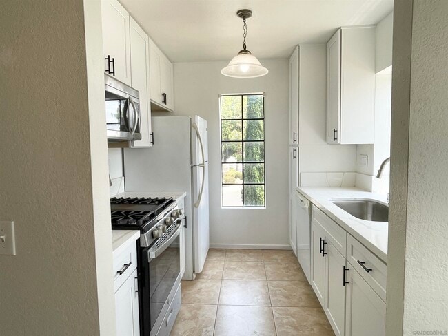Building Photo - 10612 Dabney Dr