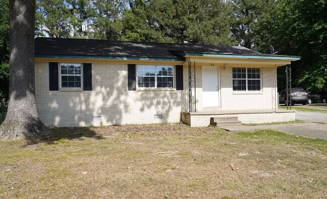 Foto del edificio - Charming Home in Ideal Location!