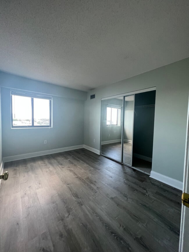 Photo - 15 N Beacon St Apartment