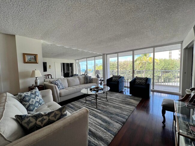 Foto del edificio - 3546 S Ocean Blvd