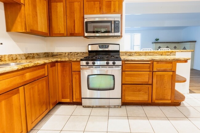 Building Photo - 2924 Arriba Way