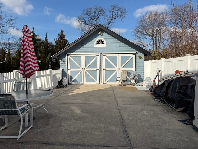 Back Yard - 1977 Miller Pl