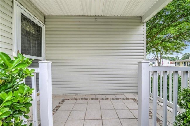 Building Photo - 280 Wisteria Dr
