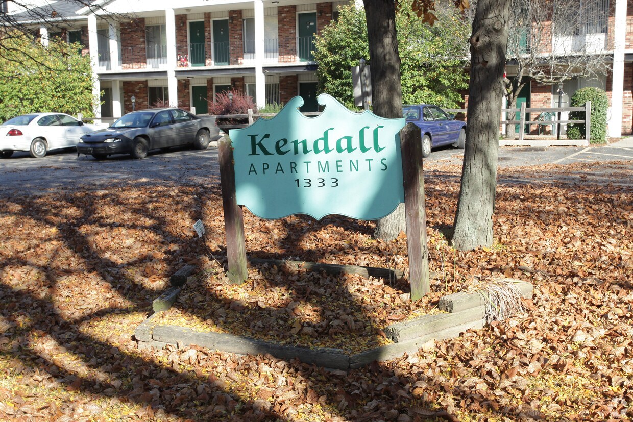 Building Photo - 1331 SE Kendall St