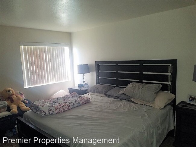 Building Photo - 2 br, 2 bath House - 856 Tamayo Dr #1