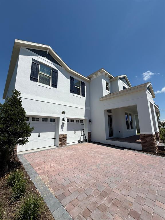 Building Photo - 16207 Point Rock Dr