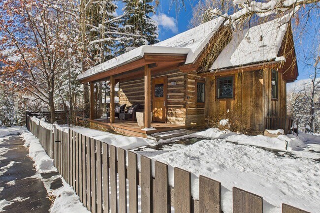 Foto del edificio - 117 Neale Ave