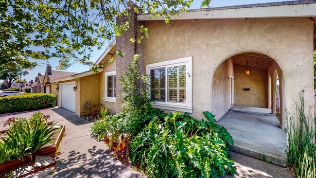 Building Photo - PURE Property Management - Stunning four-b...
