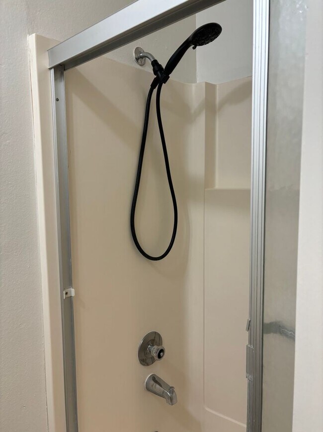 Foto del edificio - 2035 Mount Olive Dr