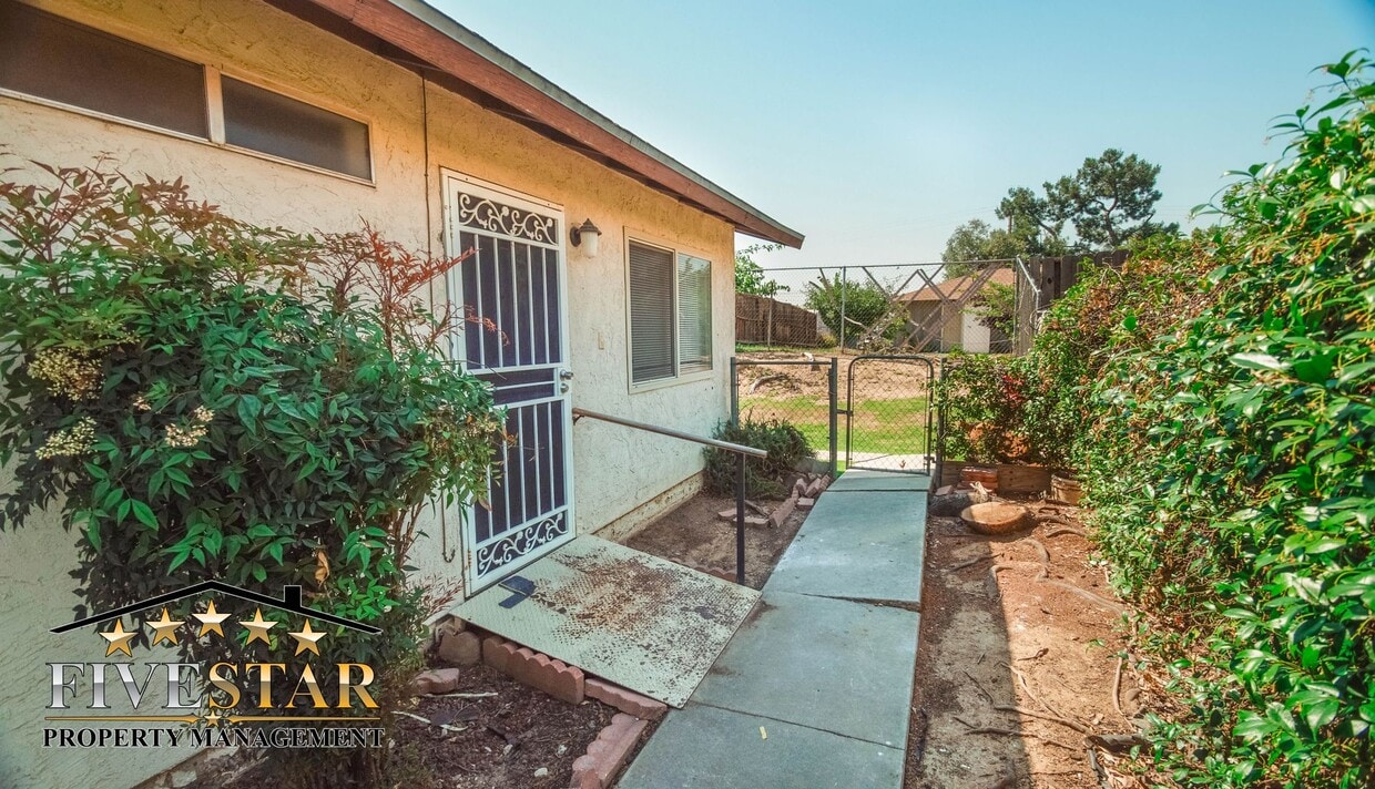 Foto principal - 3917 Mitchell Ave