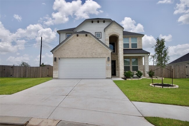 Building Photo - 3207 Tilley Dr