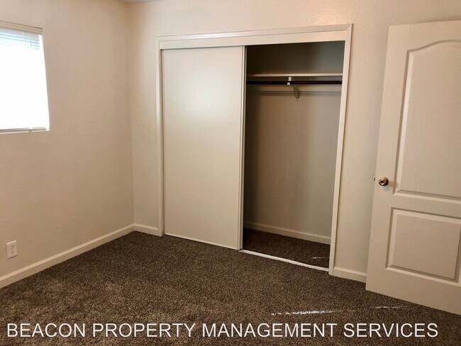 Building Photo - 505 Hilborn St