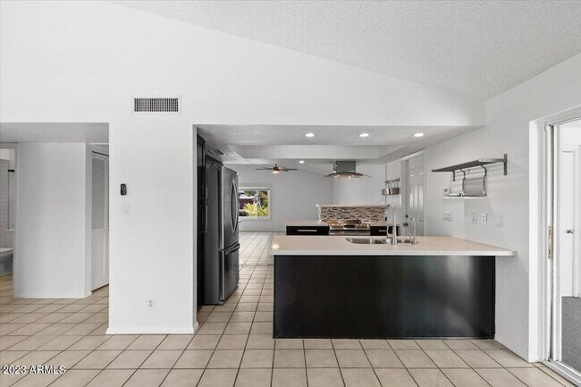 Foto del edificio - 667 W Pecos Ave