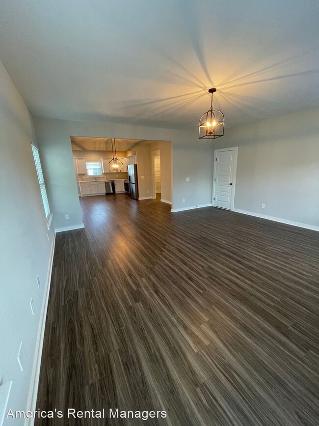 Building Photo - 3 br, 2 bath House - 2128 Sullivan Drive