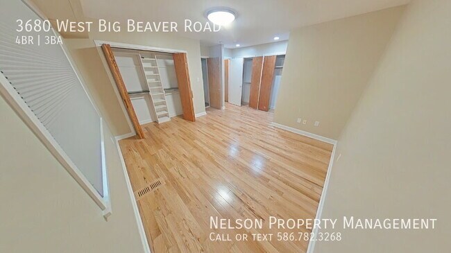 Building Photo - 3680 W Big Beaver Rd