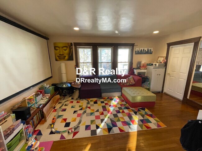 Building Photo - 104 Chilton St