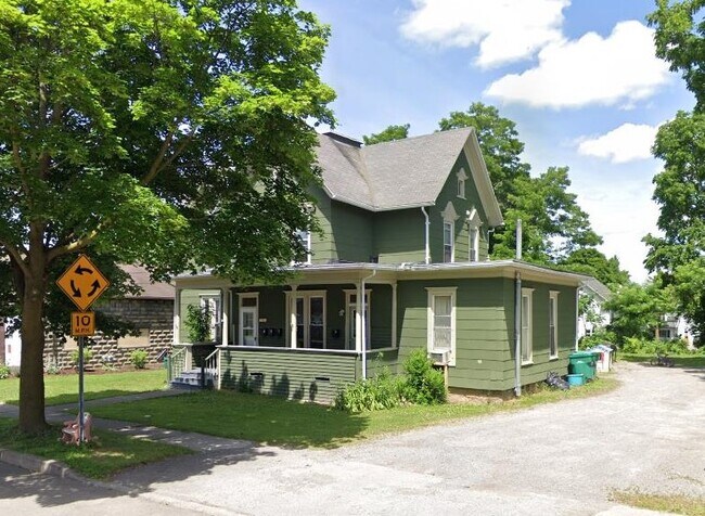 Foto del edificio - 3163 East Ave