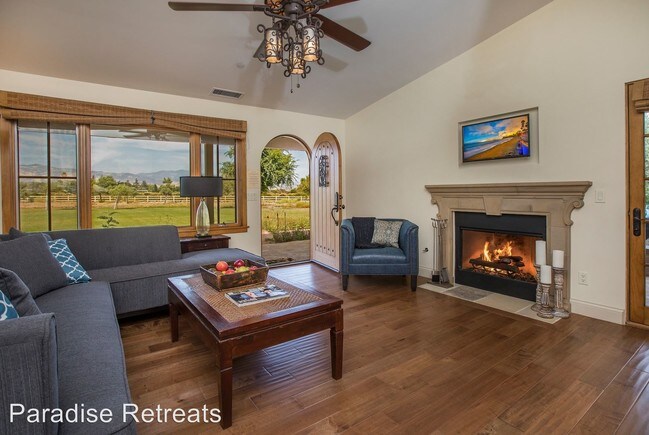 Foto del edificio - 3 br, 2 bath House - 3385 Baseline Avenue