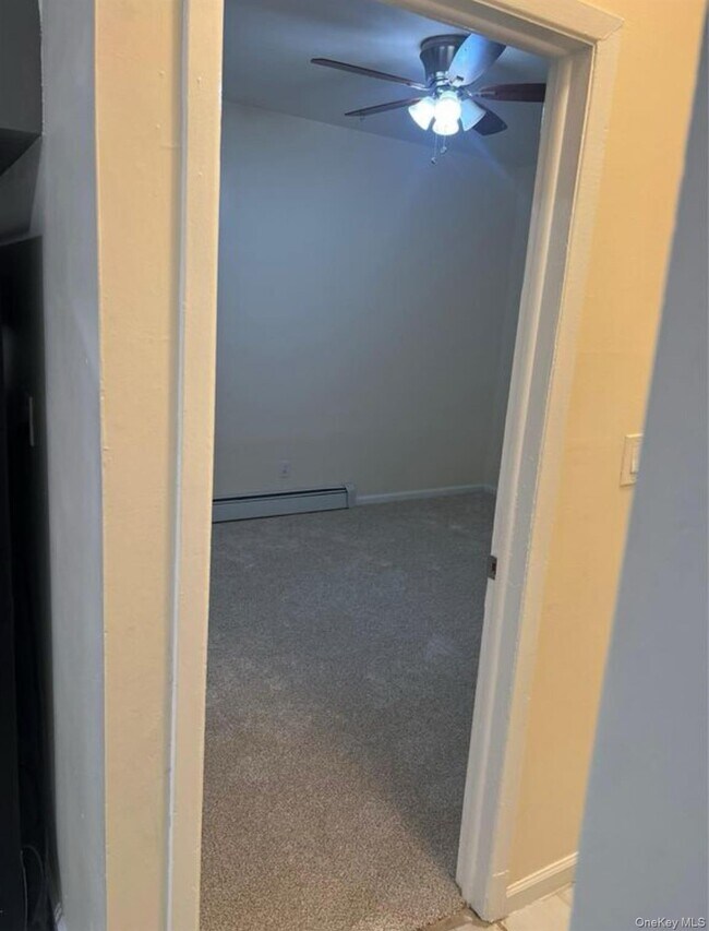 Foto del edificio - 360 N Broadway