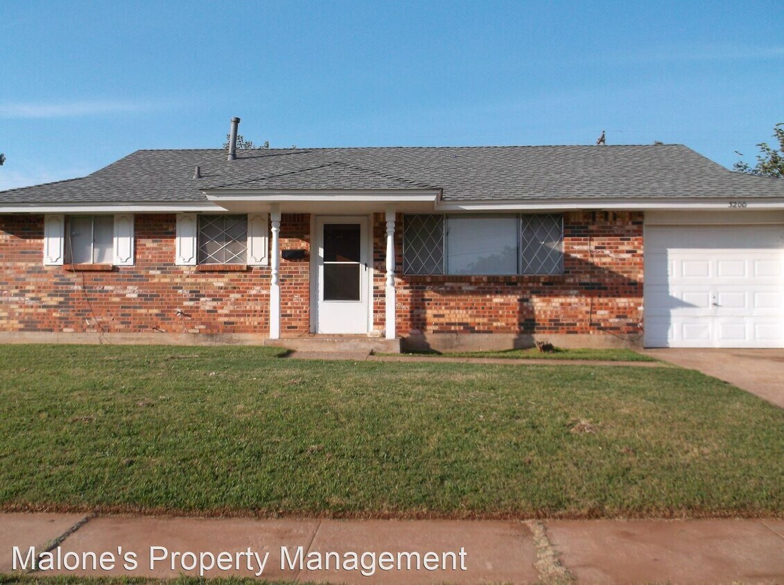 Primary Photo - 3 br, 1 bath House - 3200 Dentwood