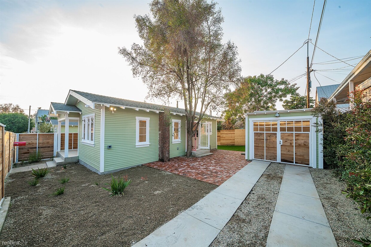 2 br, 1 bath House - 511 Micheltorena Street - House Rental in Los ...