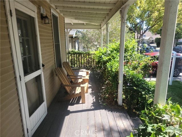 Building Photo - 281 N Grand St