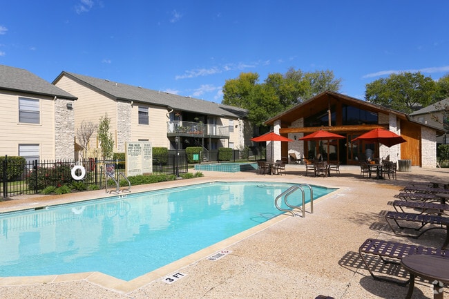 Pebble Creek Apartments Austin, TX