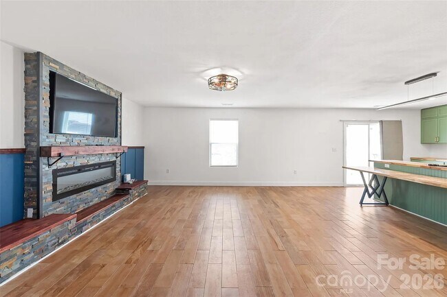 Foto del edificio - 1232 Phifer Rd