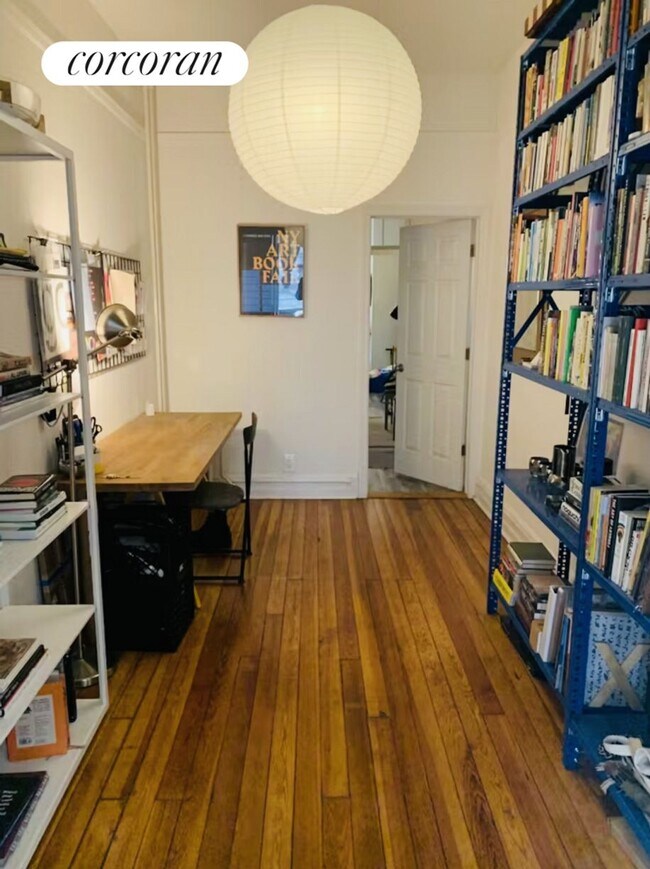 Building Photo - 403 Himrod St