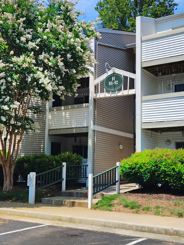 Primary Photo - 600 Reusens Rd