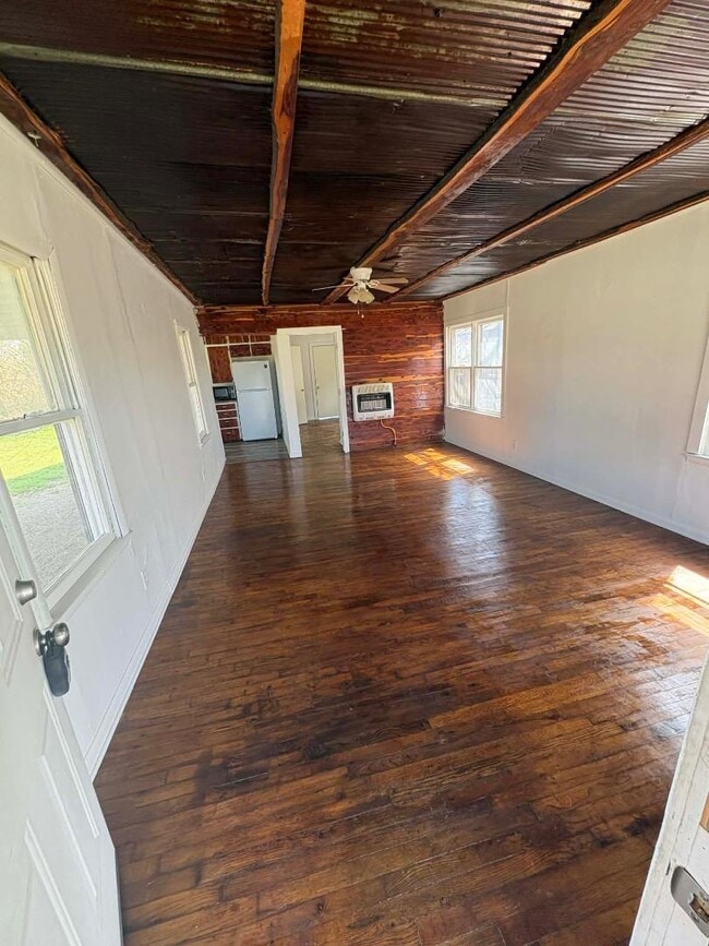 Building Photo - 510 N Central Ave