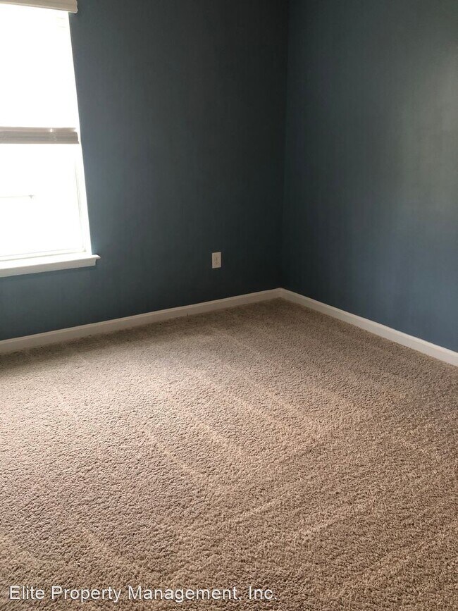 Foto del edificio - 3 br, 2.5 bath House - 215 Maple Run Drive