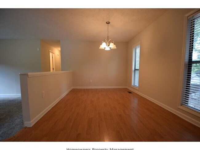 Building Photo - 5840 Horton Place